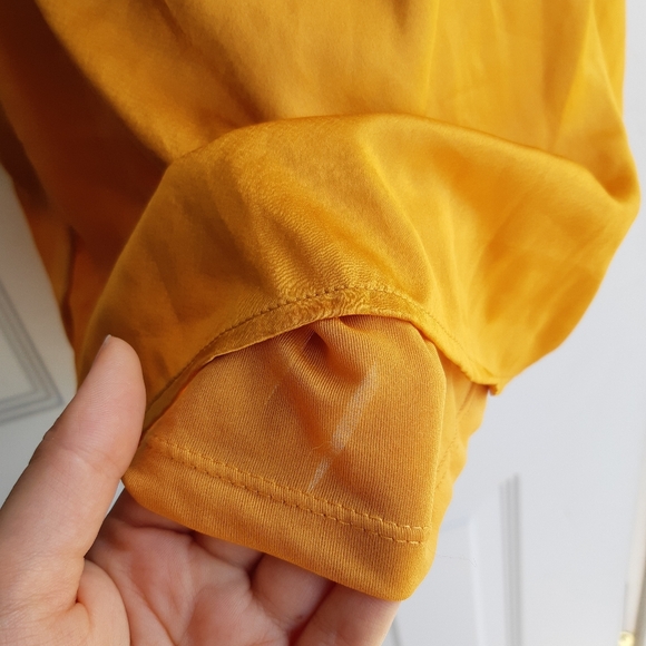 Gold Top - Picture 7 of 8